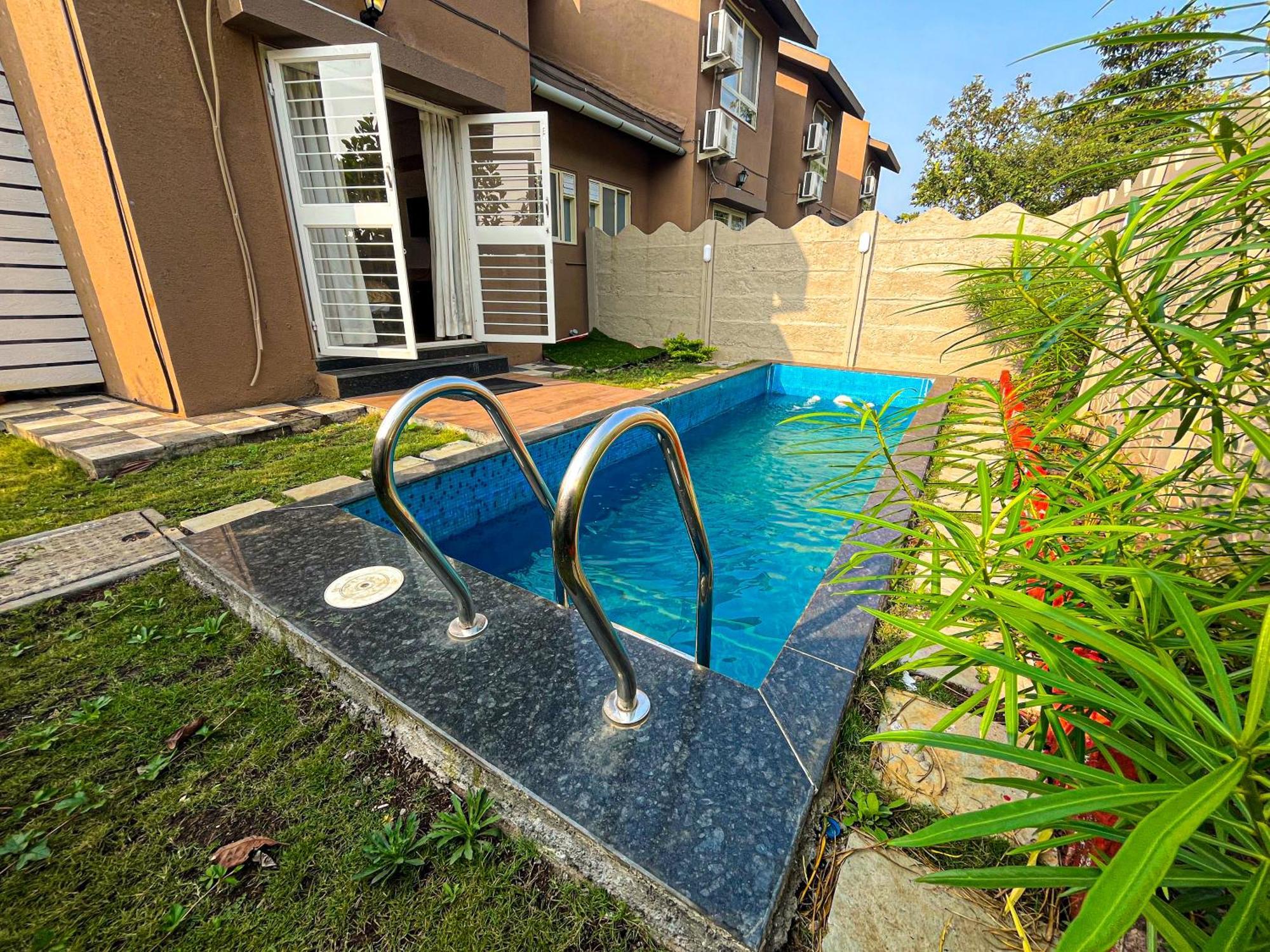Pushpam Sanskruti Resort Karjat - A Pure Veg Resort Dhamni Extérieur photo