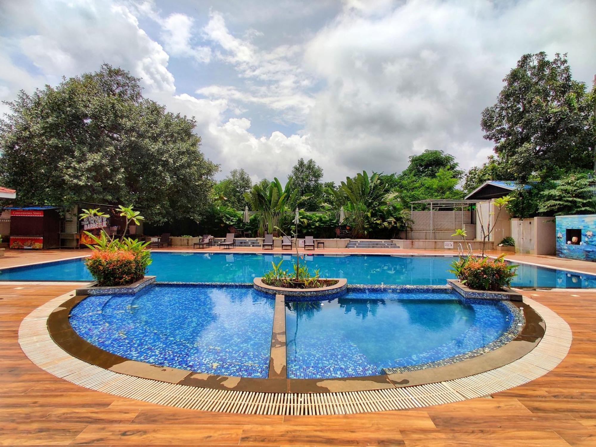 Pushpam Sanskruti Resort Karjat - A Pure Veg Resort Dhamni Extérieur photo