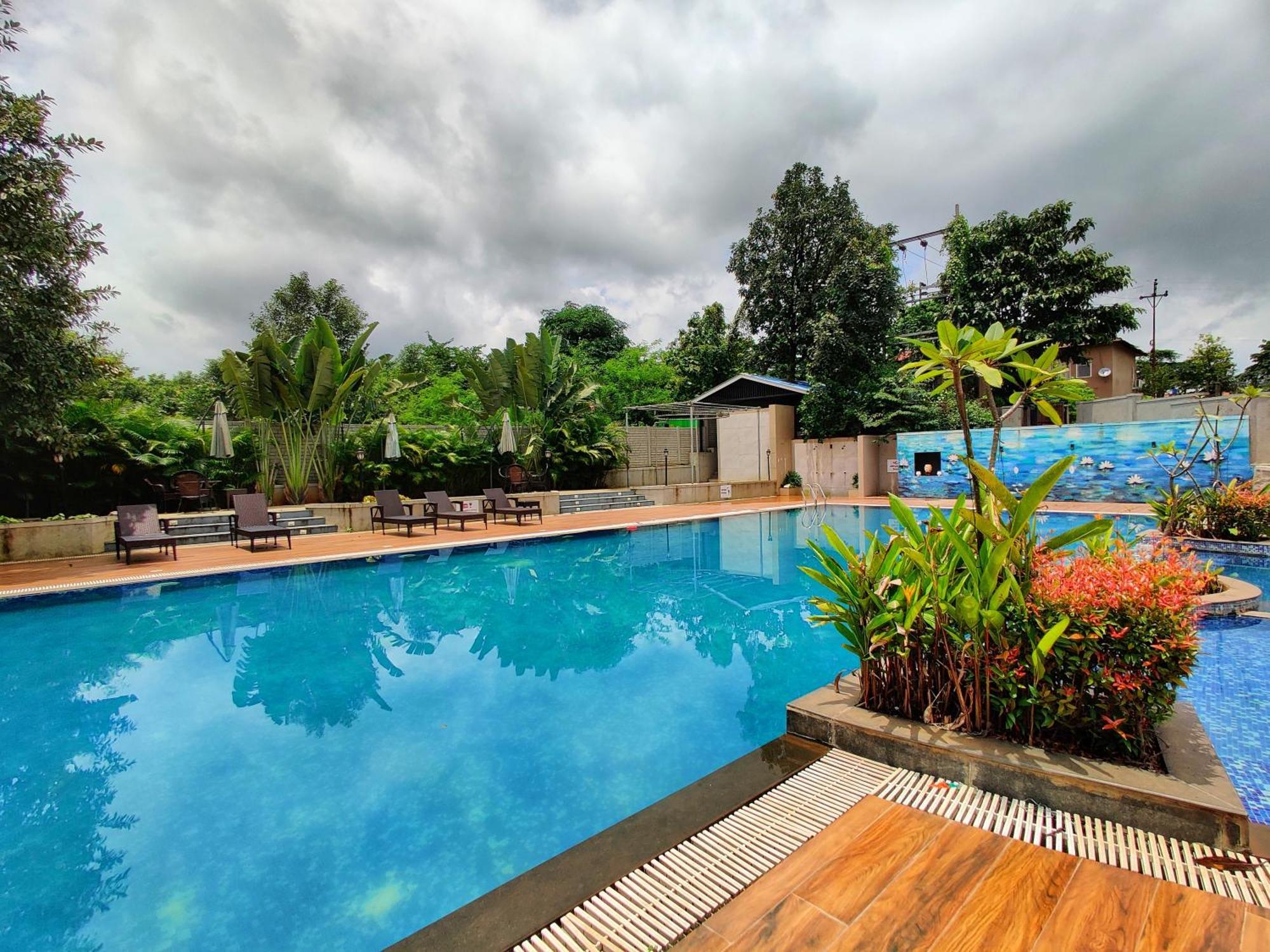 Pushpam Sanskruti Resort Karjat - A Pure Veg Resort Dhamni Extérieur photo