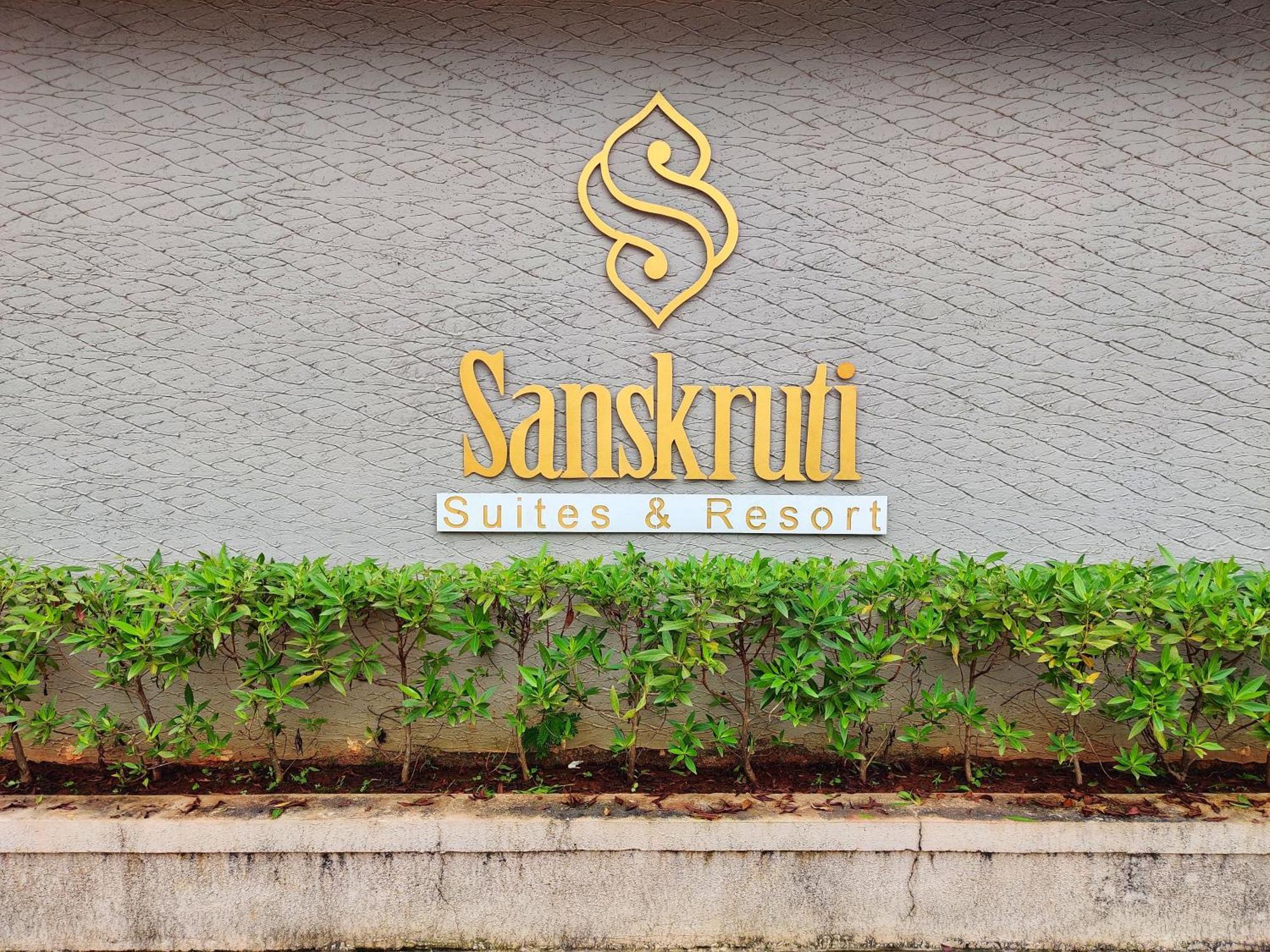 Pushpam Sanskruti Resort Karjat - A Pure Veg Resort Dhamni Extérieur photo